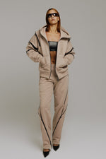ROUTE_BG / pants