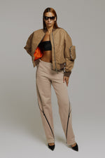 ROUTE_BG / pants