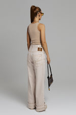 MOJAVE_BG / jeans