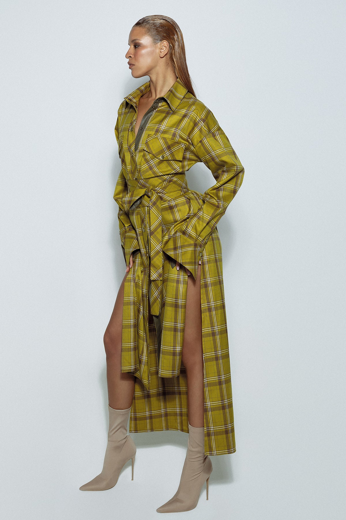 FRAME_MUSTARD / dress-shirt