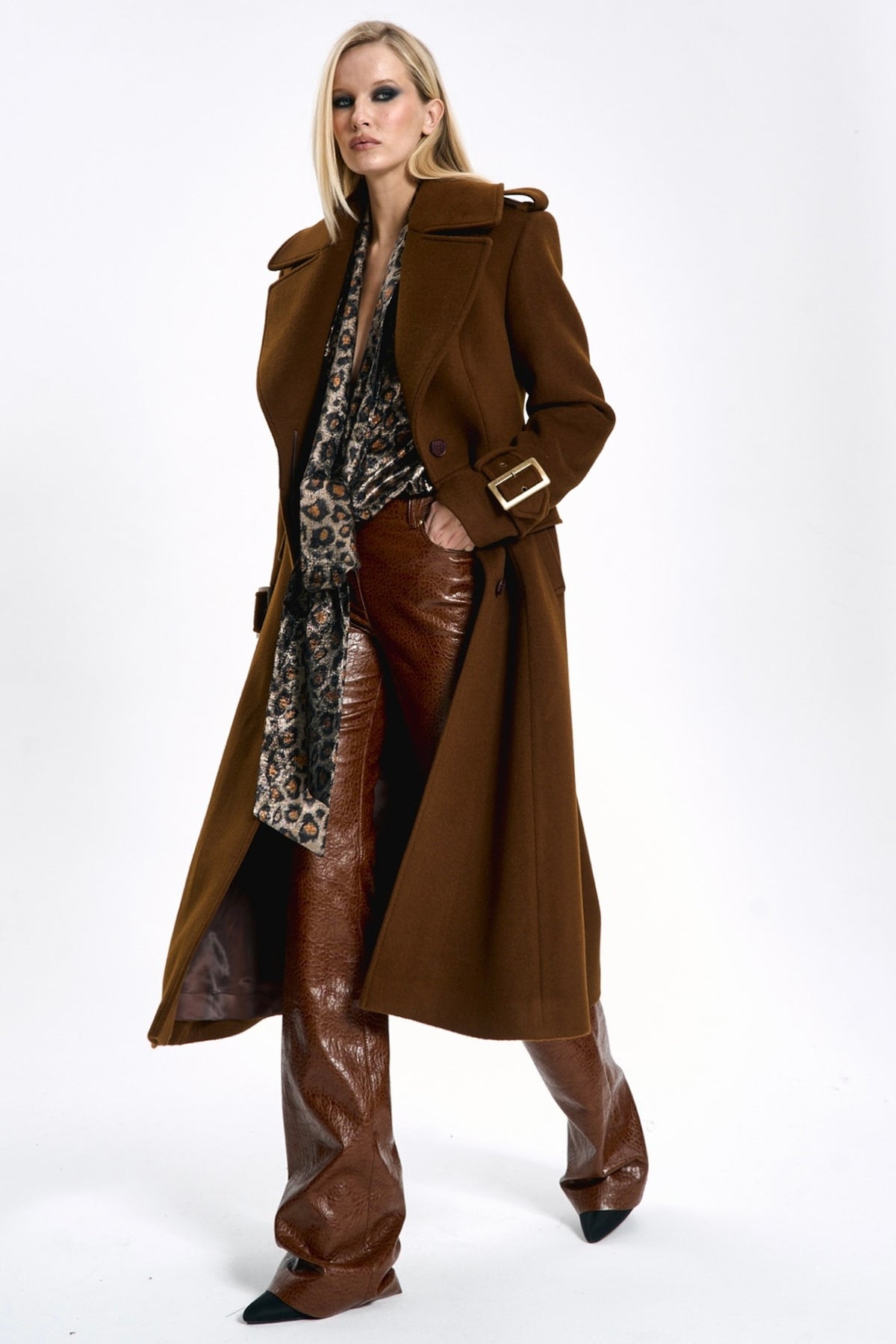 GREED / coat
