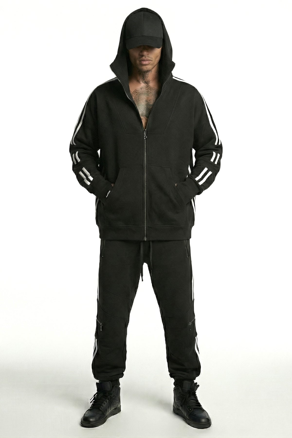 TITANIUM_M_B / sweatshirt