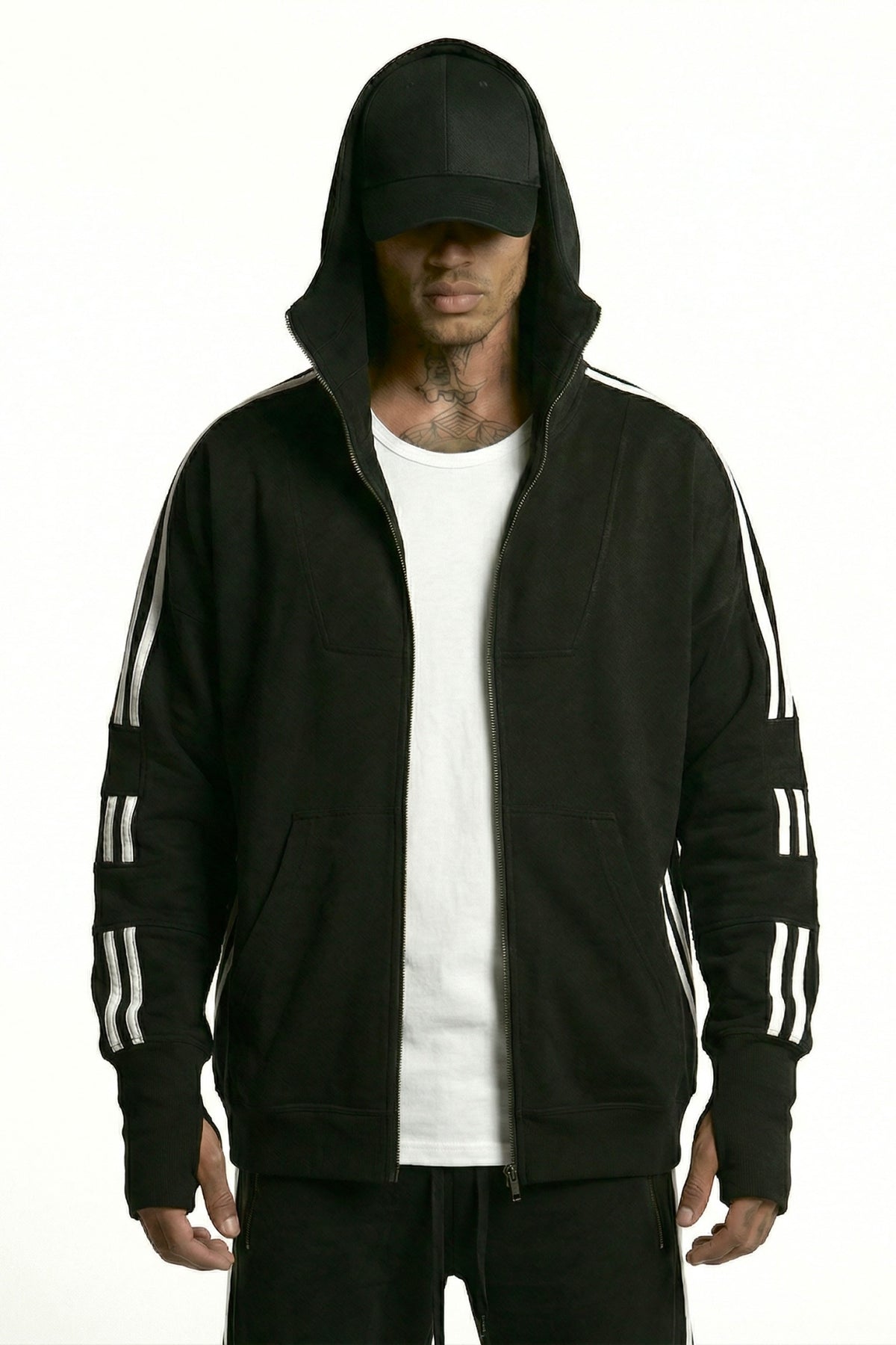 TITANIUM_M_B / sweatshirt