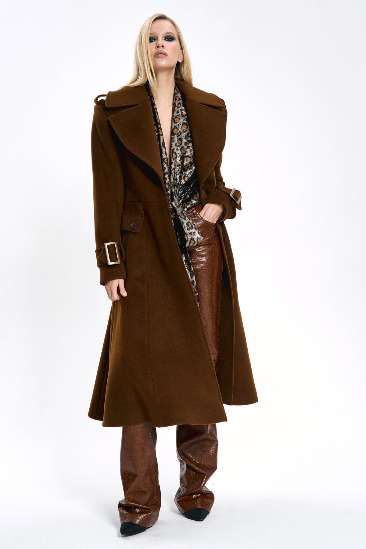 GREED / coat