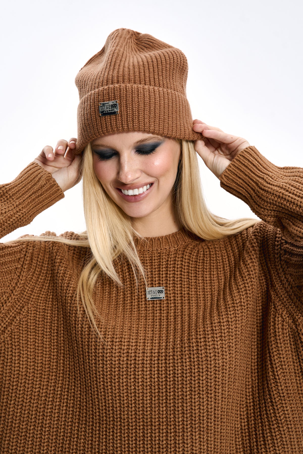 NEIGE_BR / hat