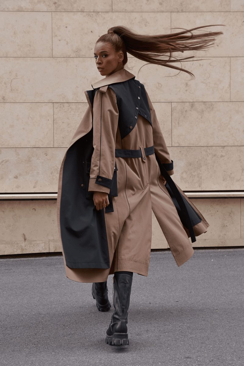COSMOPOLITAN / trench coat